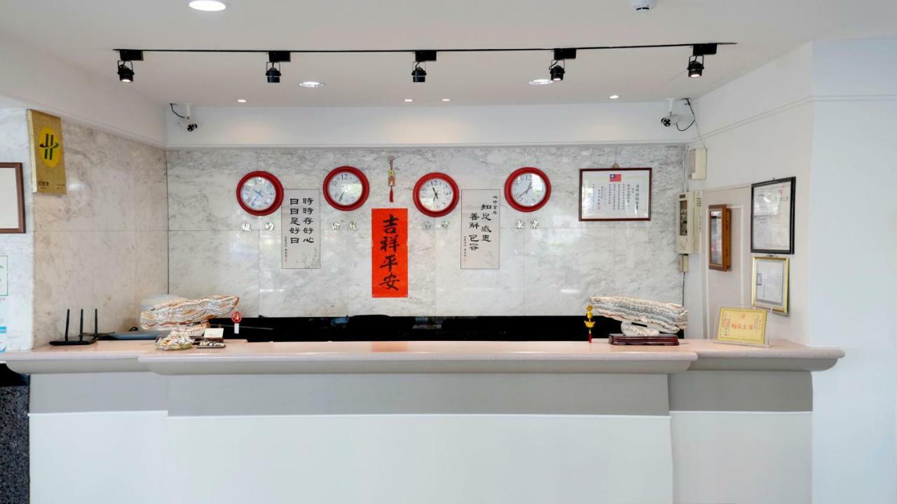 Athens Hotel Taichung Dış mekan fotoğraf