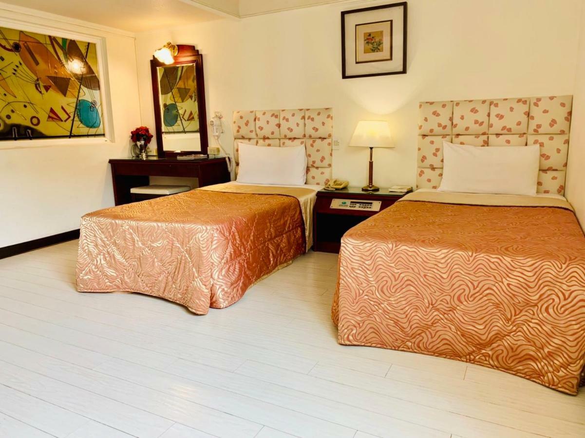 Athens Hotel Taichung Dış mekan fotoğraf