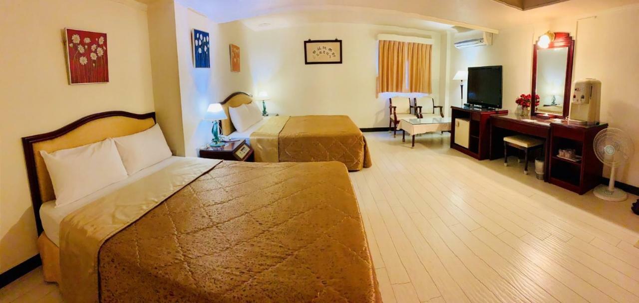 Athens Hotel Taichung Dış mekan fotoğraf