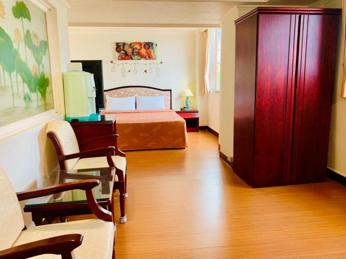 Athens Hotel Taichung Dış mekan fotoğraf